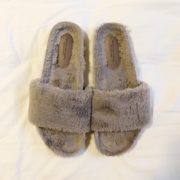 faux fur slippers slides